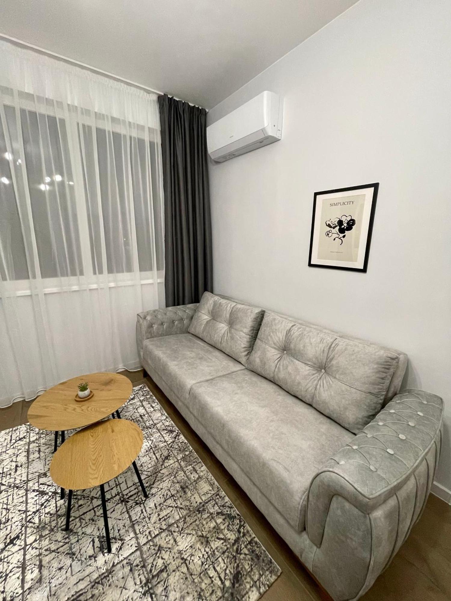 Vanquish Central Apartment 瓦爾納 外观 照片