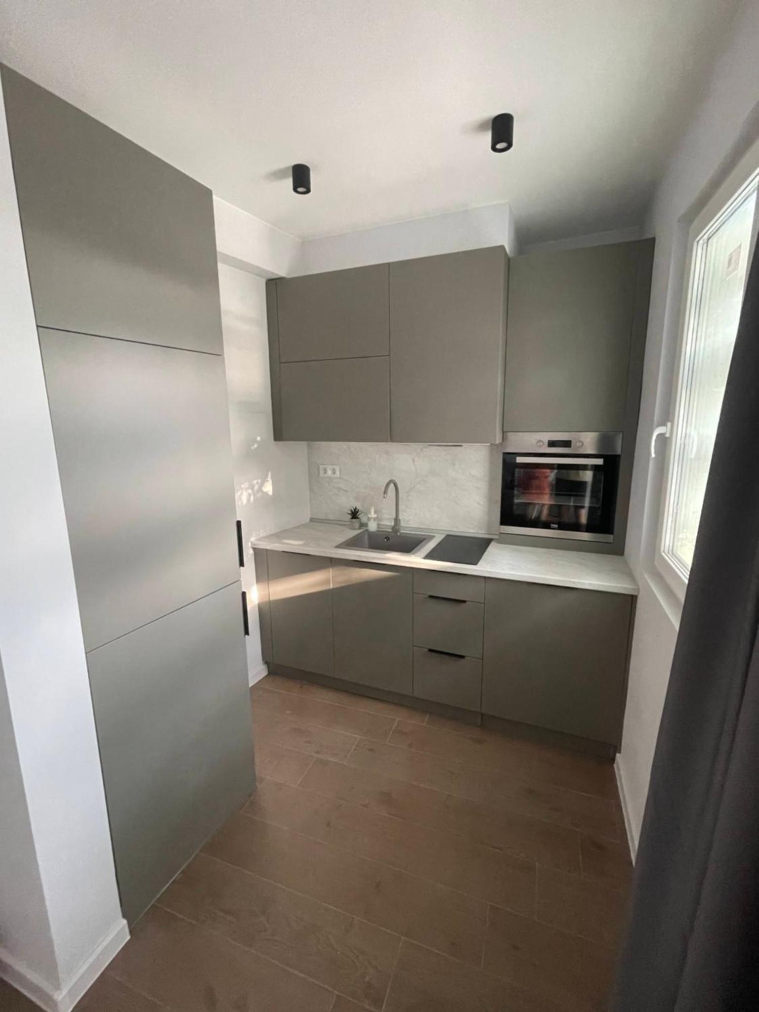 Vanquish Central Apartment 瓦爾納 外观 照片